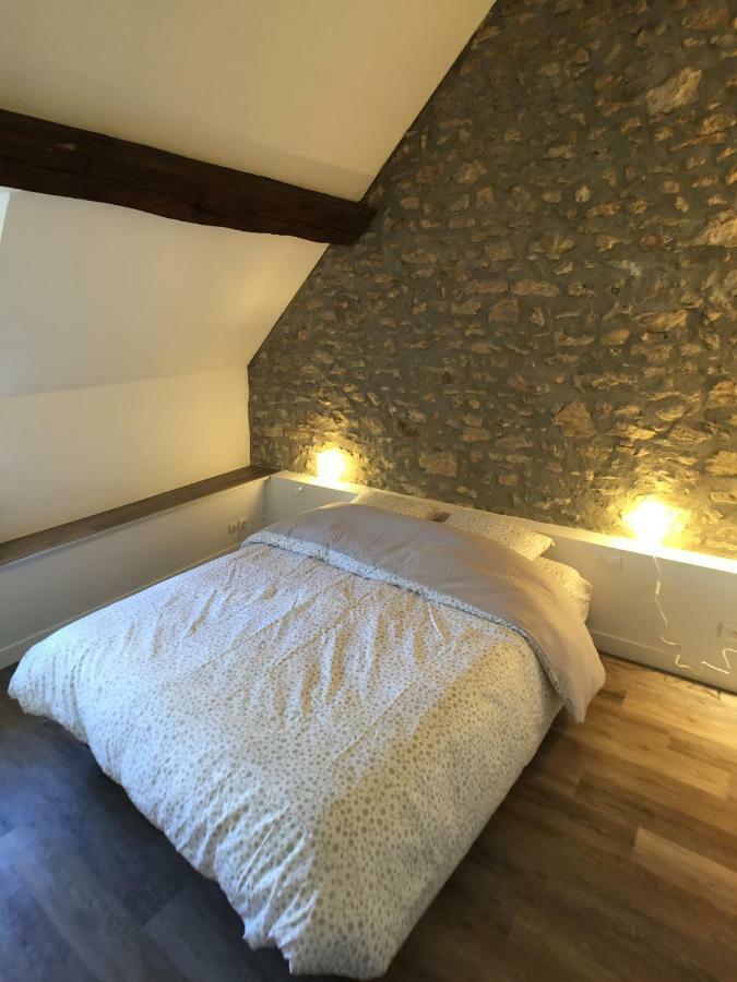 Domaine Des Trois Chateaux Moisenay 外观 照片